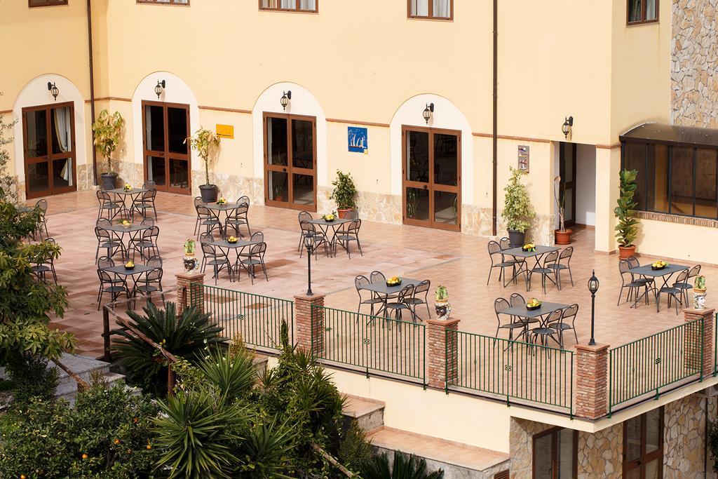 Agriturismo Villa Orchidea 알리 테르메 외부 사진
