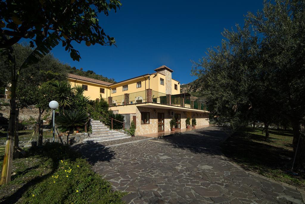 Agriturismo Villa Orchidea 알리 테르메 외부 사진